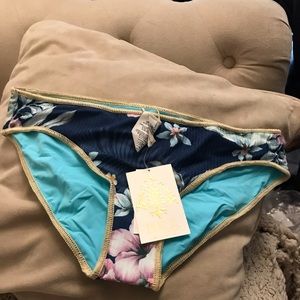 Becca bikini bottoms